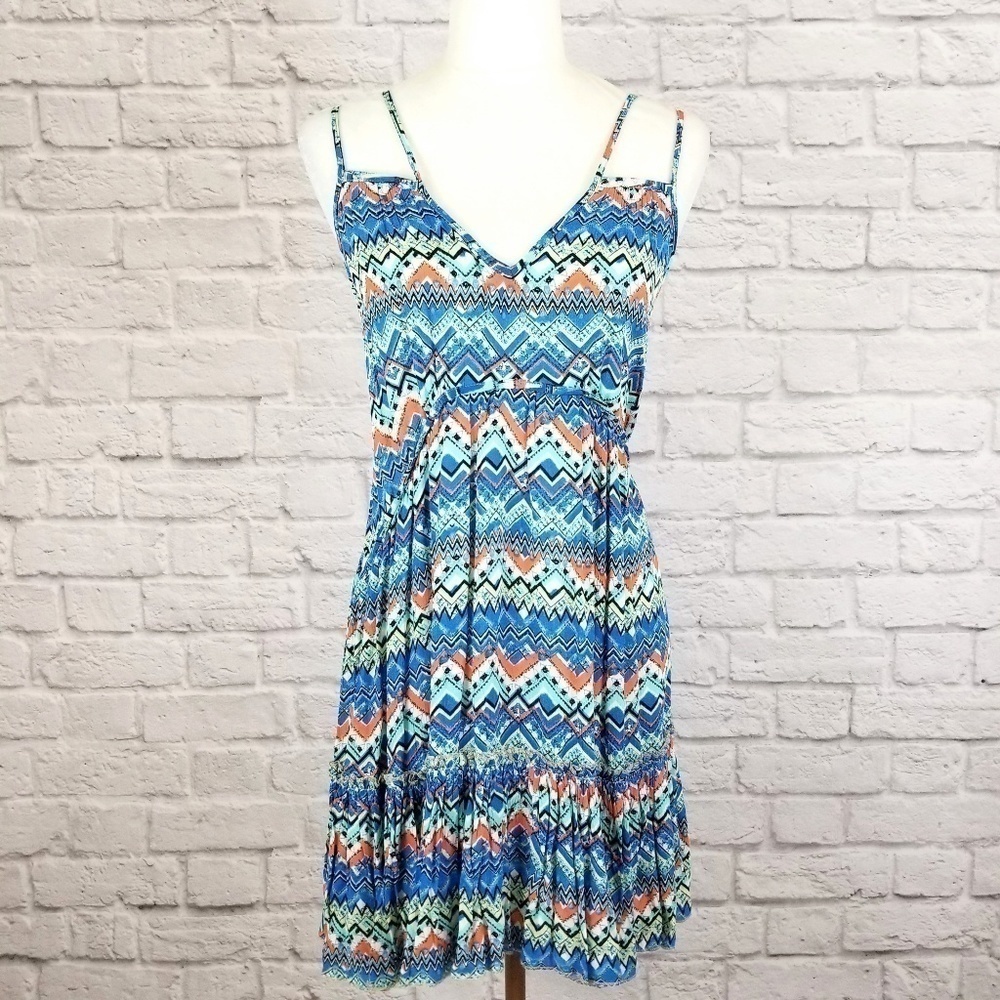 Umgee multi color v neck strappy back fit and flare dress women's size L NWT - Picture 3 of 8
